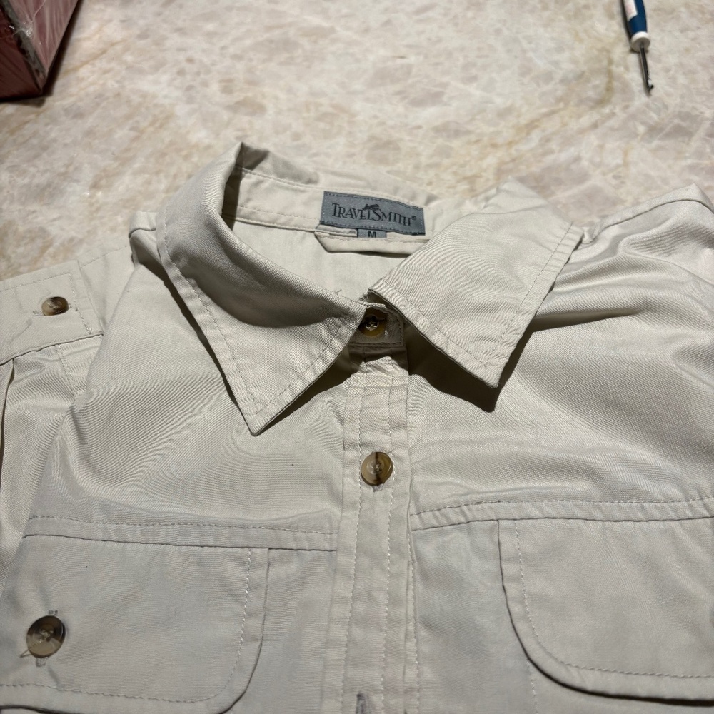 Travel Shirt zippered pocket